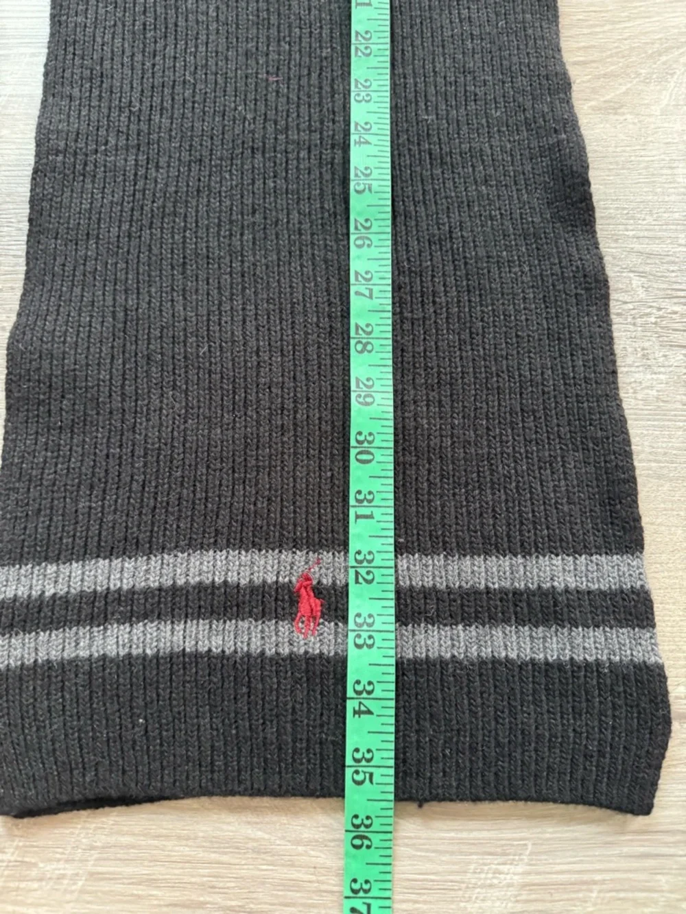 Polo Ralph Lauren Men's Scarf in Black and Gray Stripes. 35% Lambswool, 35%